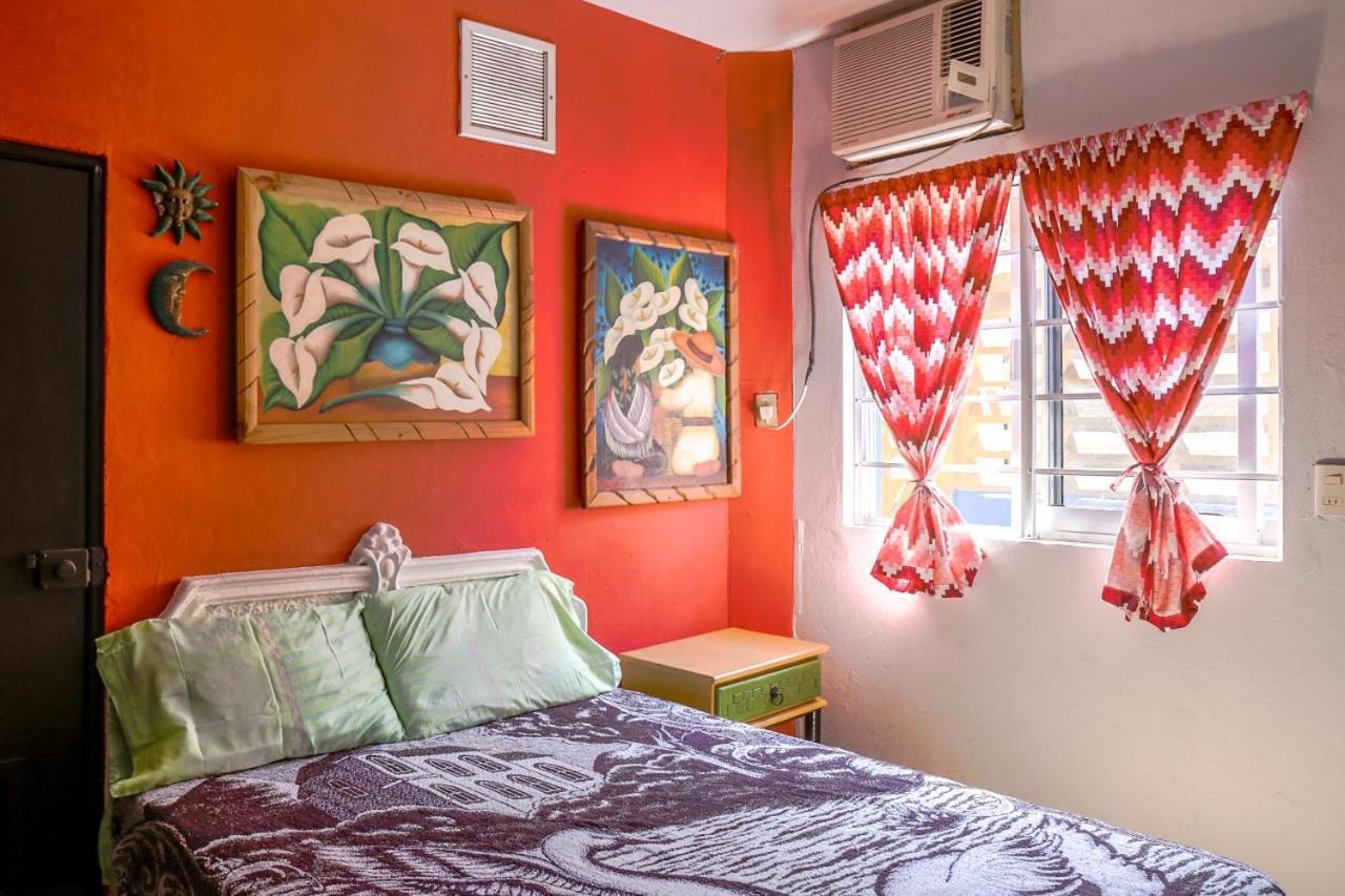 Hotel Puerto Viejo Мазатлан Екстер'єр фото