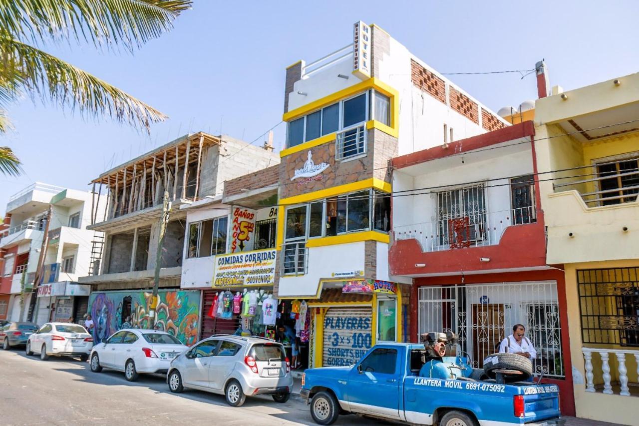 Hotel Puerto Viejo Мазатлан Екстер'єр фото